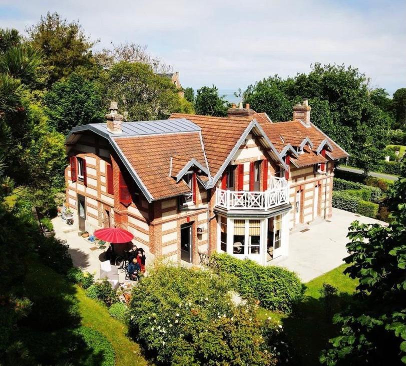 La Villa Des Rosiers Cricquebœuf Exteriér fotografie